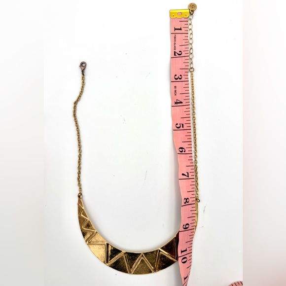 House of Harlow 1960 Gold Geometric Bib Necklace - Picture 5 of 8